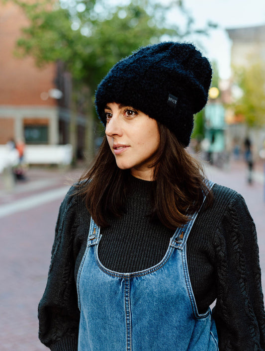 The Kernwood Hat in Black