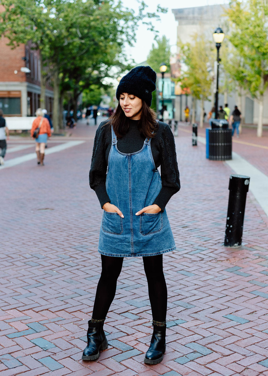 The Kernwood Hat in Black