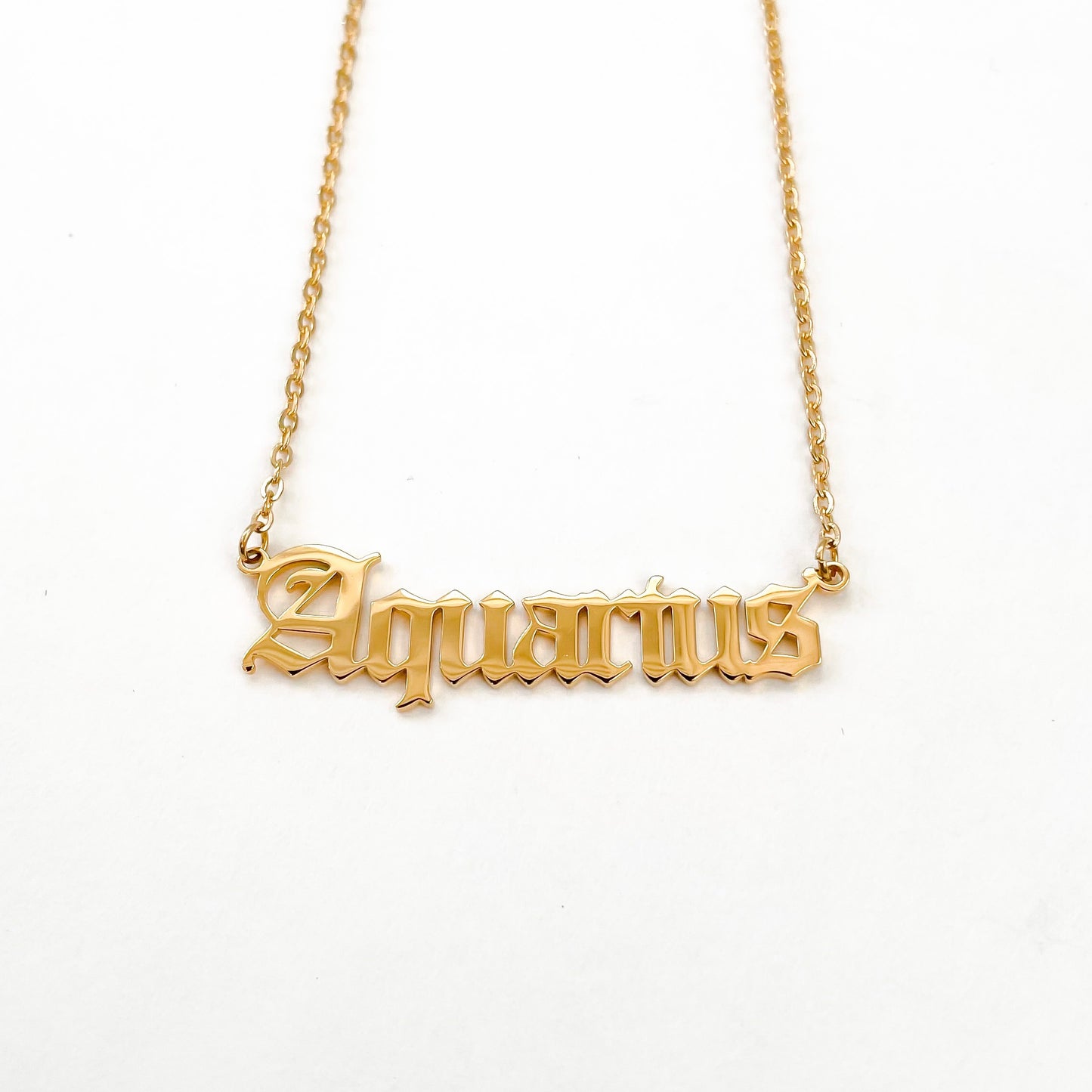 Aquarius Necklace in Gold